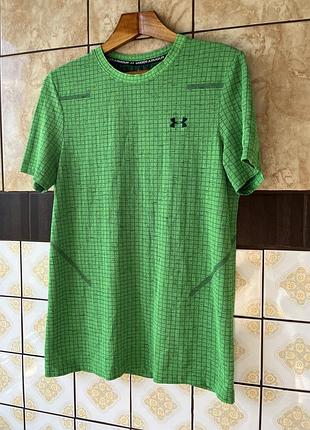 Футболка спортивна under armour