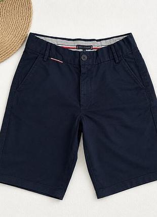 Класичні шорти tommy hilfiger для хлопчика підлітка темно-синього кольору, на зріст  152