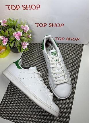 Оригинальные кроссовки adidas
