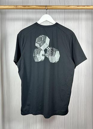 Nike hyverse dri fit шикарна футболка з крутим дизайном розмір  m