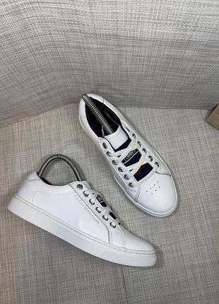 Оригінальні шкіряні кеди кросівки tommy hilfiger