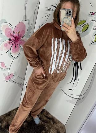 Велюровий костюм батал