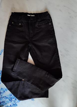 Джинсы скинни стрейчевые zara 10 р 140 см новые