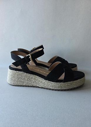 Жіночи босоніжки, еспадрільї kurt geiger piper vegan