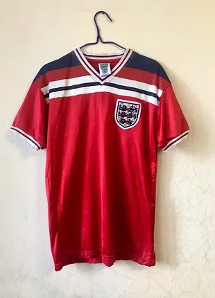 Футбольная футболка england score draw 1982