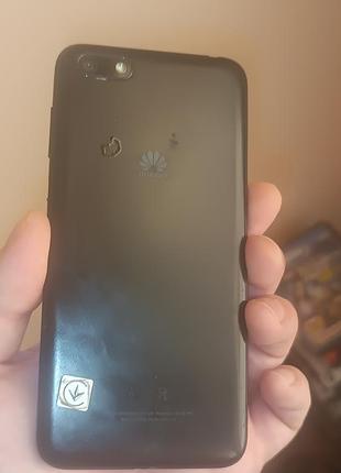 Телефон huawei y5 2018 9