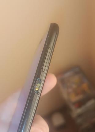 Телефон huawei y5 2018 8