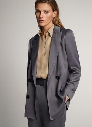 Блейзер жакет від massimo dutti.