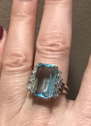 Серебряное кольцо с большим голубым лабораторным аквамарином5 фото