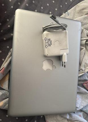 Apple macbook 13 pro 2010 10