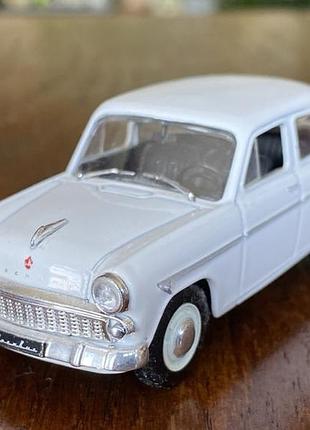 Модель автомобіля москвіч-403 1:43 deagostini
