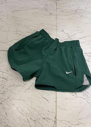 Шорти nike s