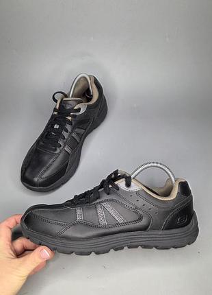 Черные повседневные кроссовки бренда skechers