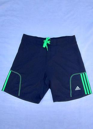 Спортивні шорти adidas response.