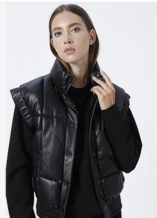 Жилет моделі guess anne vest