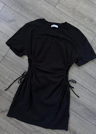 Сукня bershka з вирізами
