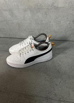 Оригінальні кросівки puma