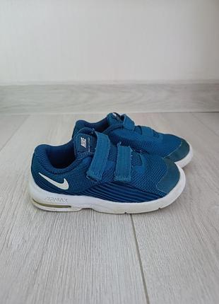 Кросівки nike air max advantage 2 розмір 25
