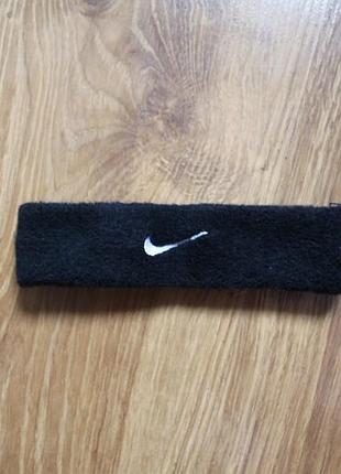 Махровая спортивная повязка на голову nike унисекс с белым вышитым лого