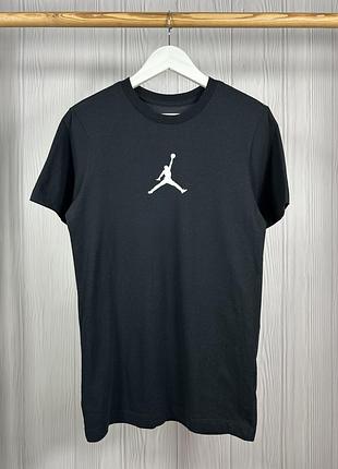 Air jordan jumpman center logo красива чорна футболка розмір xs