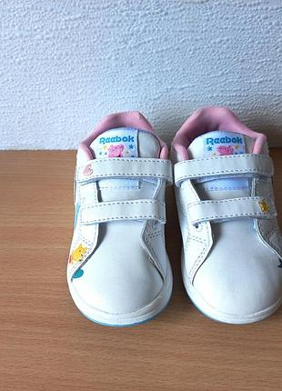Гарні кросівки reebok 21,5 р. устілка 14 см.