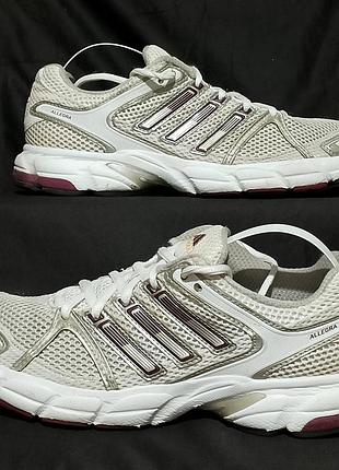 Кроссовки adidas
