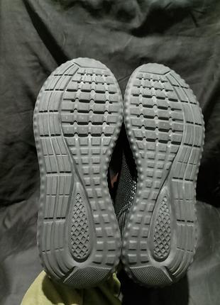 Champion low cut 8