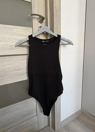 Чорний боді від zara