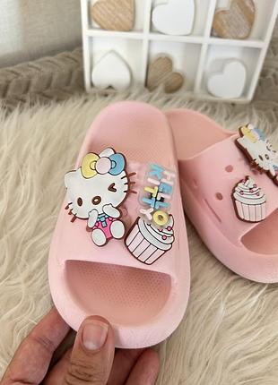 Рожеві шльопанці тапулі для дівчинки 26-27 розмір hello kitty 💕