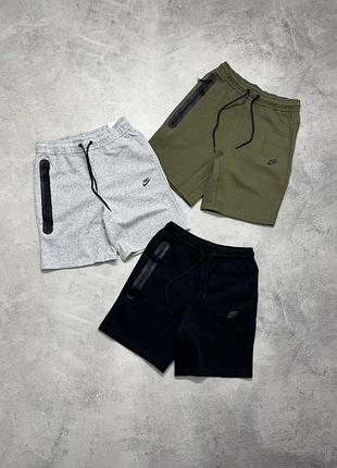 Шорти nike tech fleece