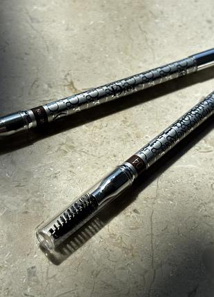 Водостійкий пудровий олівець для брів diorshow crayon sourcils poudre, відтінок 04 auburn
