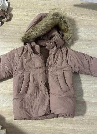 Пуховик zara 5-6р 116р