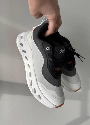 Білі кросівки унісекс loewe on cloudtilt white black х лойве 44