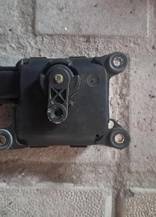 Сервопривод заслонки печки audi a6 c5 bosch 0132801126 / vag 4b1820511