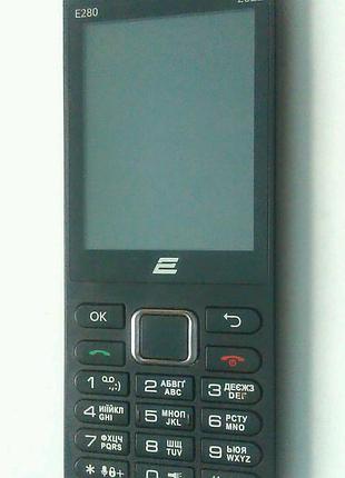 Мобільний телефон 2e e280 (2022)