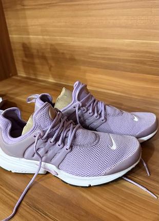 Оригінальні кросівки nike air presto