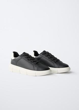 Zara новые унисекс супер легкие и комфортные на платформе