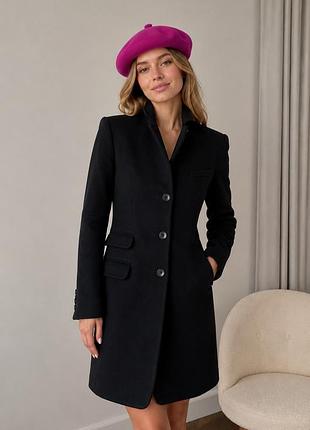Жіноче пальто з ангори ermanno scervino чорного кольору