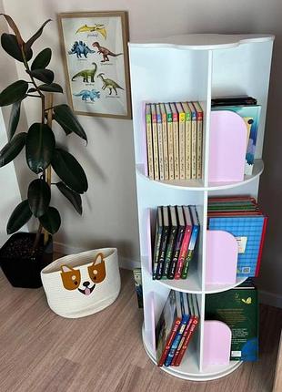 Вращающаяся детская книжная полка из мдф бело-розовый