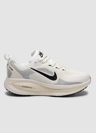 Жіночі бежеві кросівки nike zoom vomero 18 summit black coconut milk х зум 41