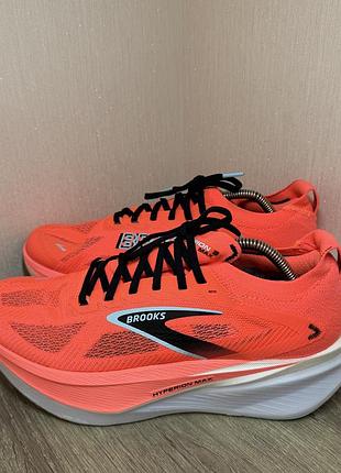 Кроссовки brooks hyperion max 3