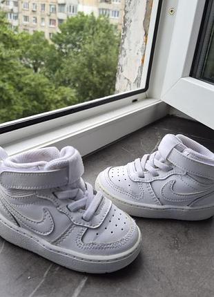 Кроссовки ботиночки nike