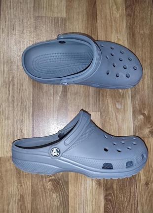 Чоловічі шльопанці crocs р.42