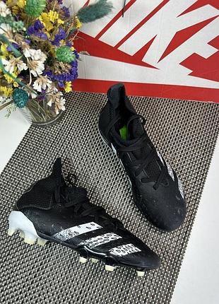 Оригінальні бутси копки adidas