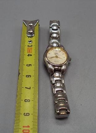 Женские наручные часы qq quartz japan q q кварц япония с браслетом длина 18,7 см №15890