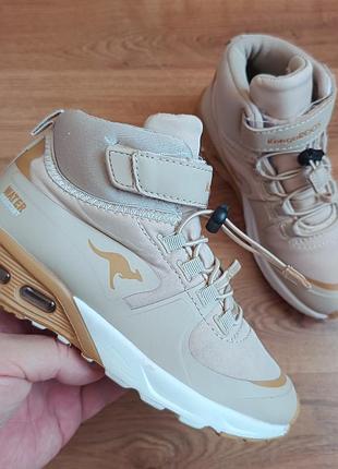 Демисезонные kangaroos р33 длина стельки по факту 21см
ц750грн