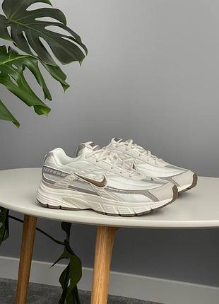 Чоловічі кросівки nike initiator phantom white beige