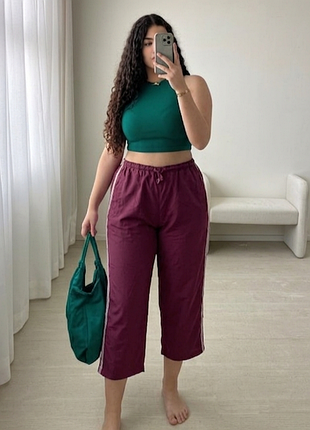 Легкие спортивные 🍒 chikiwi sportswear 👖 бордовые бриджи капри 👟 штаны 3/4 на резинке с лампасами