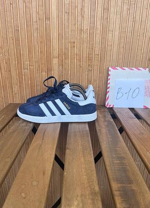 Кроссовки adidas gazelle