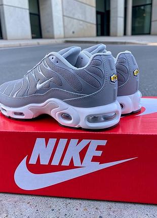 Кроссовки nike tn+ 4
